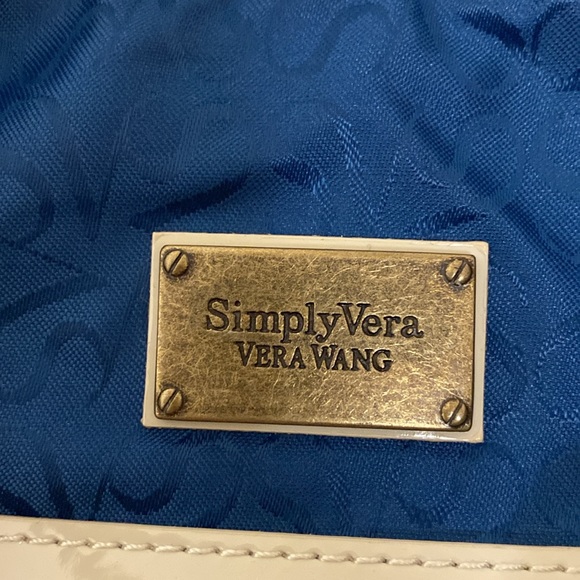 Vera Wang SimplyVera Champagne Satin Shoulder Bag withh patent leather strap - Picture 8 of 10